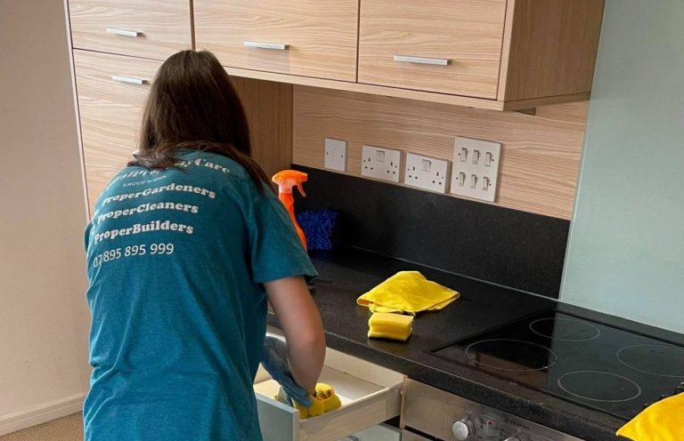 Regular cleaning services in London by Proper Cleaners - professional home and office cleaning solutions for a spotless environment.